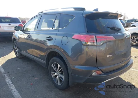2018 Toyota Rav4 Xle z USA, uszkodzony, nr VIN JTMRFREV4JJ736286